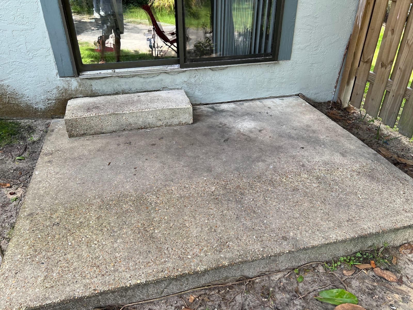Castillo’s Cleaning, Lawn and Pressure washing