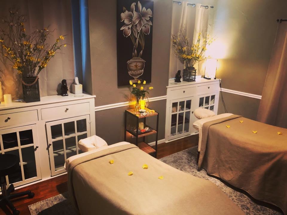 Hibiscus Springs Spa - Massage