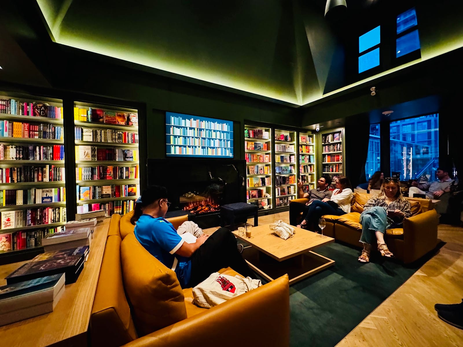 Book Bar, photo 2