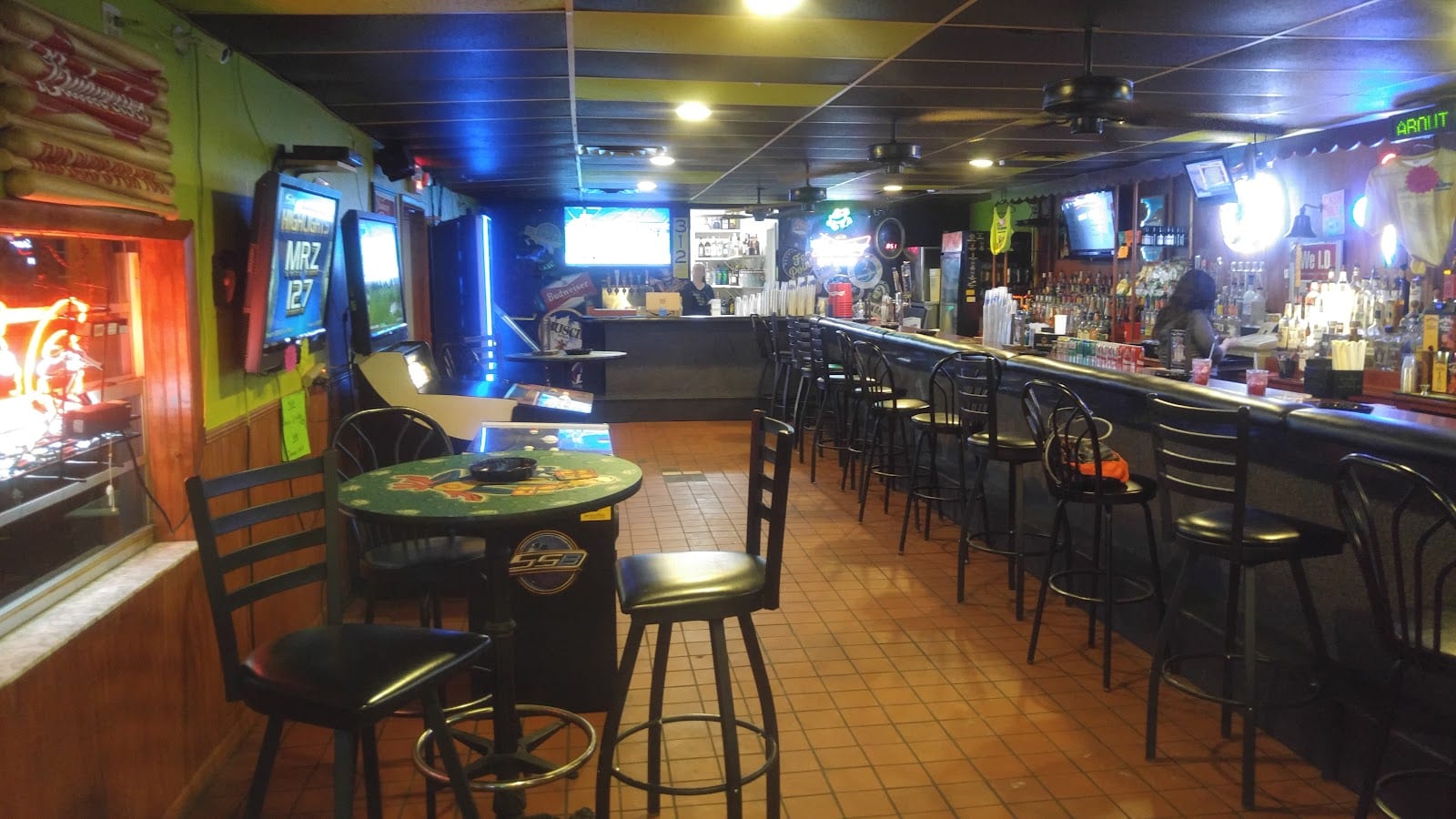 CJ's Tavern