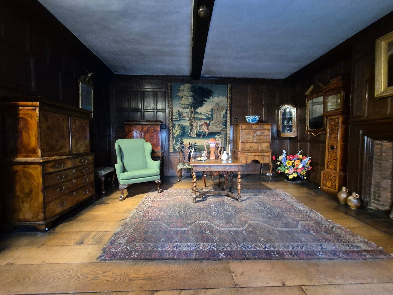 Strangers' Hall