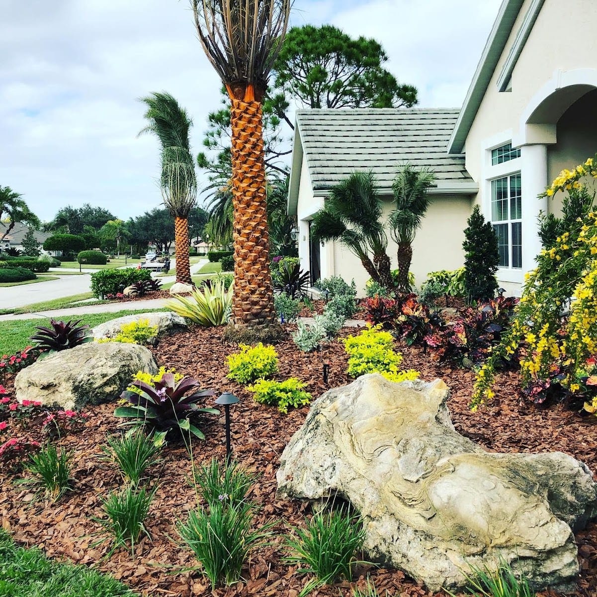 Plant Source Landscape, photo 2