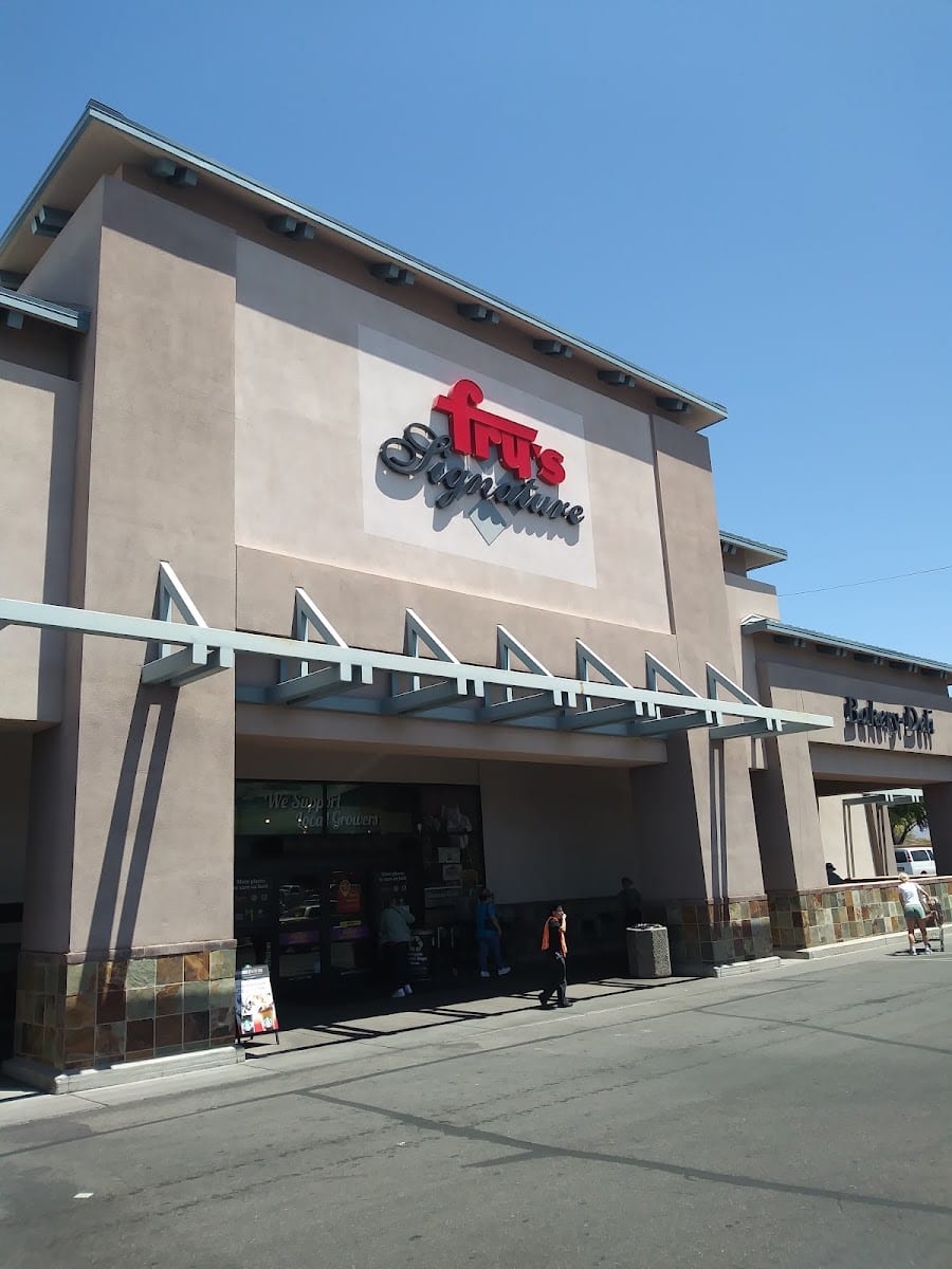 Fry's, photo 2