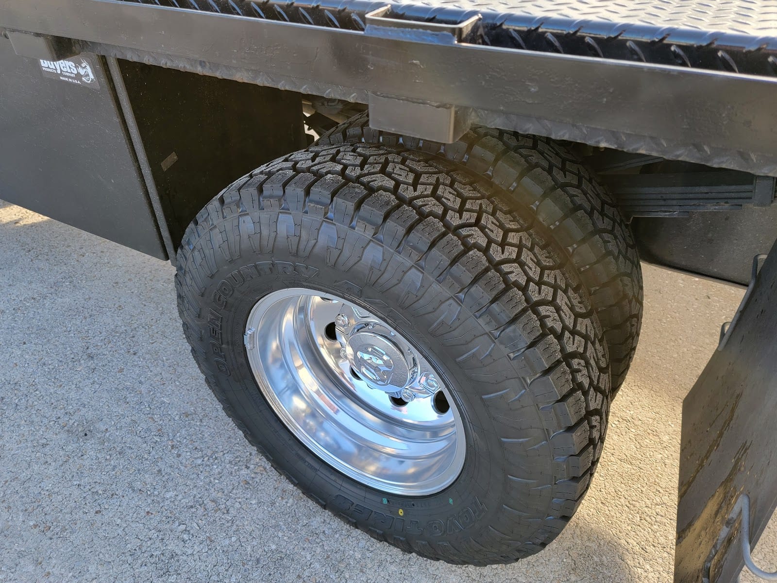 L&M Tire and Automotive, LLC