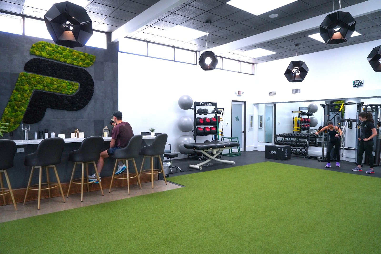 Forward Performance Sports Physical Therapy