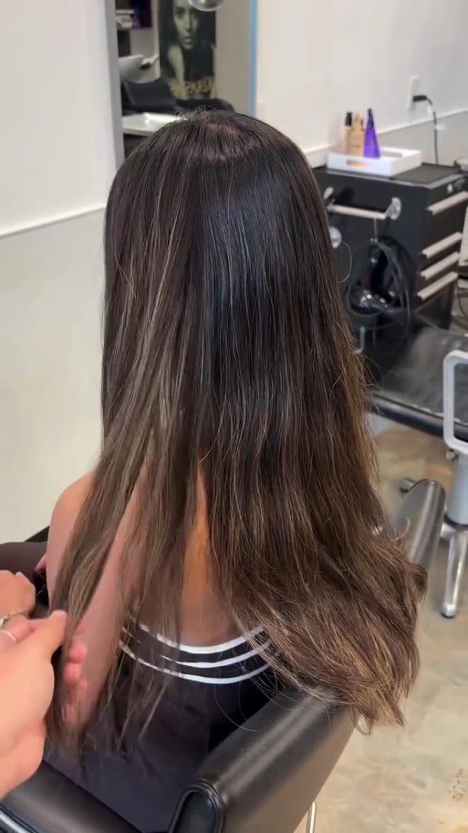LINEAR SALON, photo 3