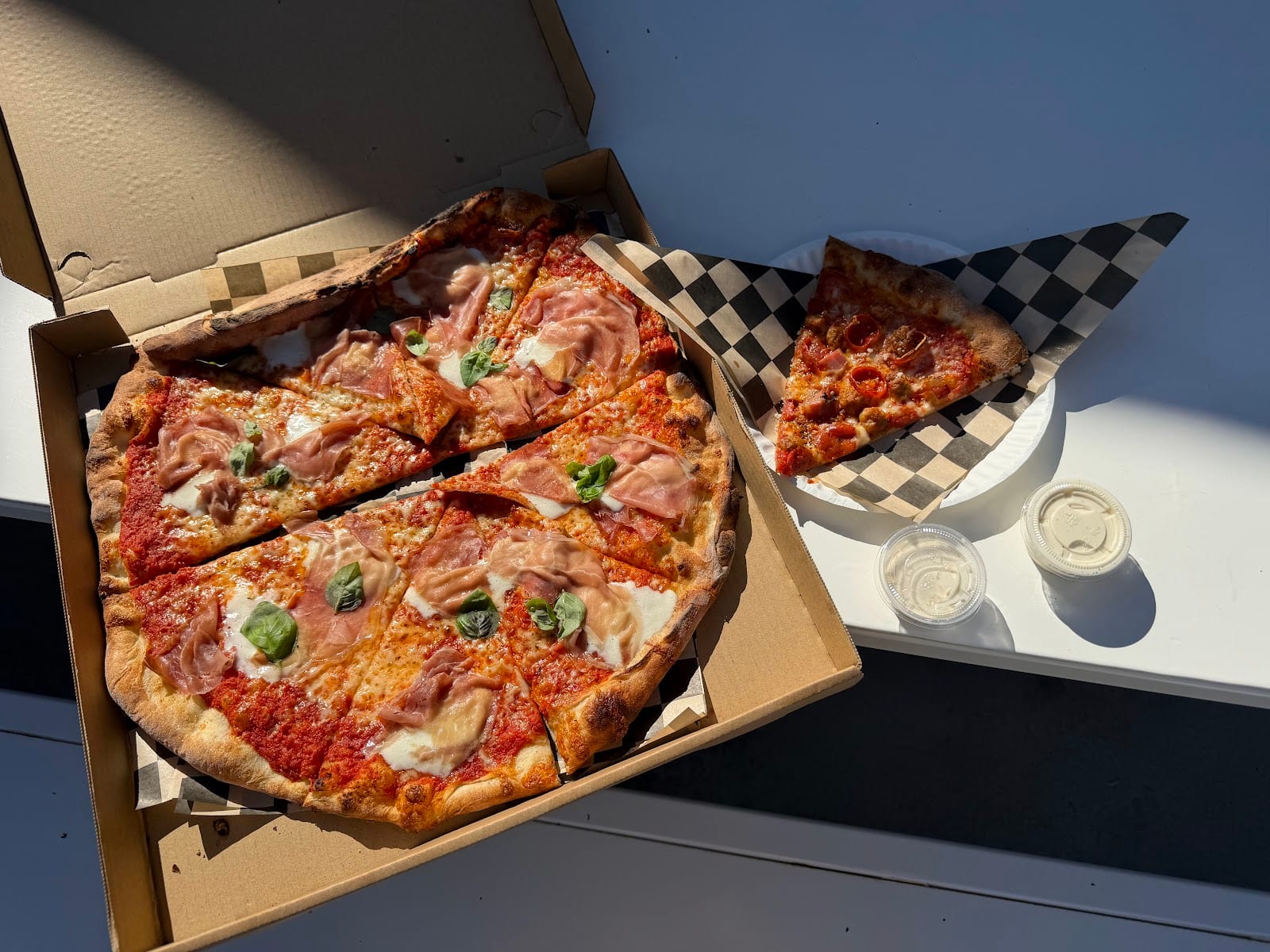 Taverna Pizza