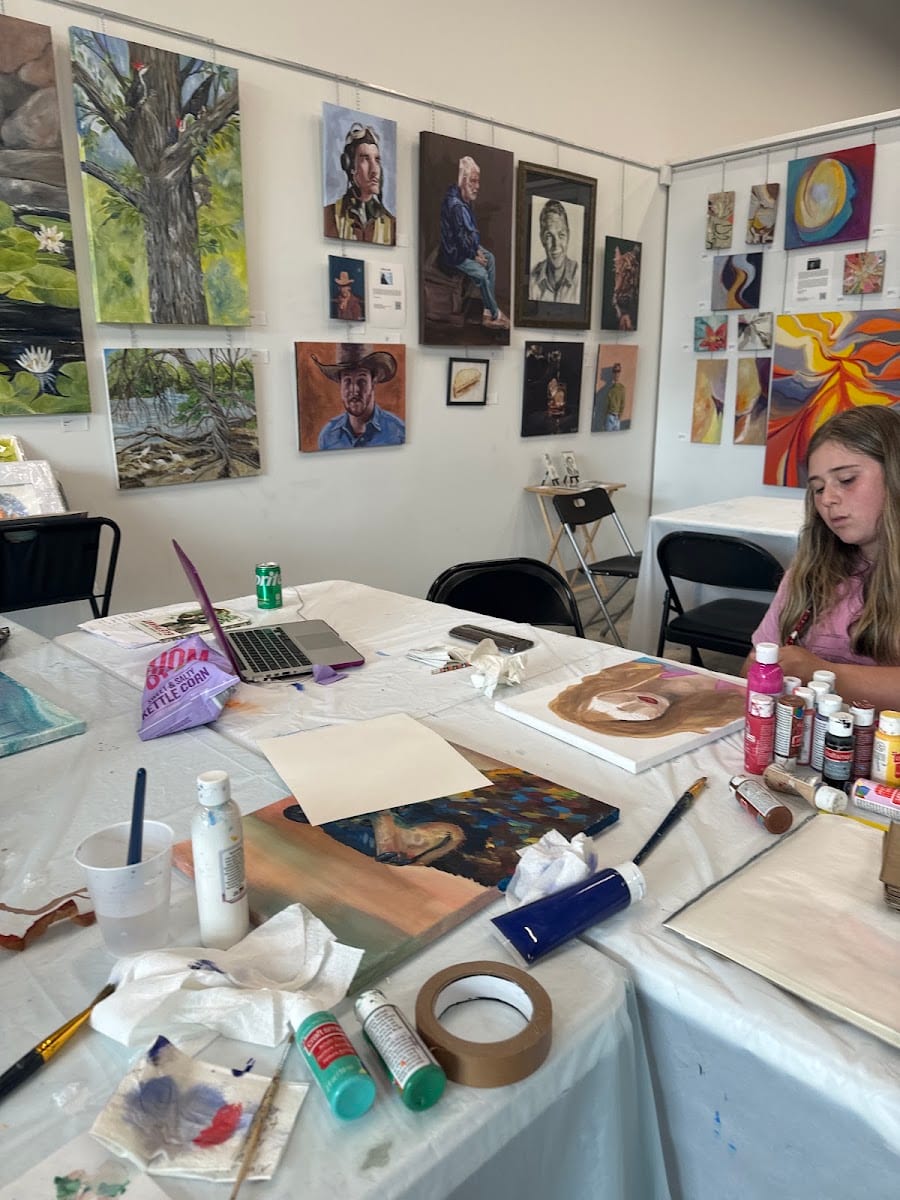 Lina Rincon Art Gallery & Studio