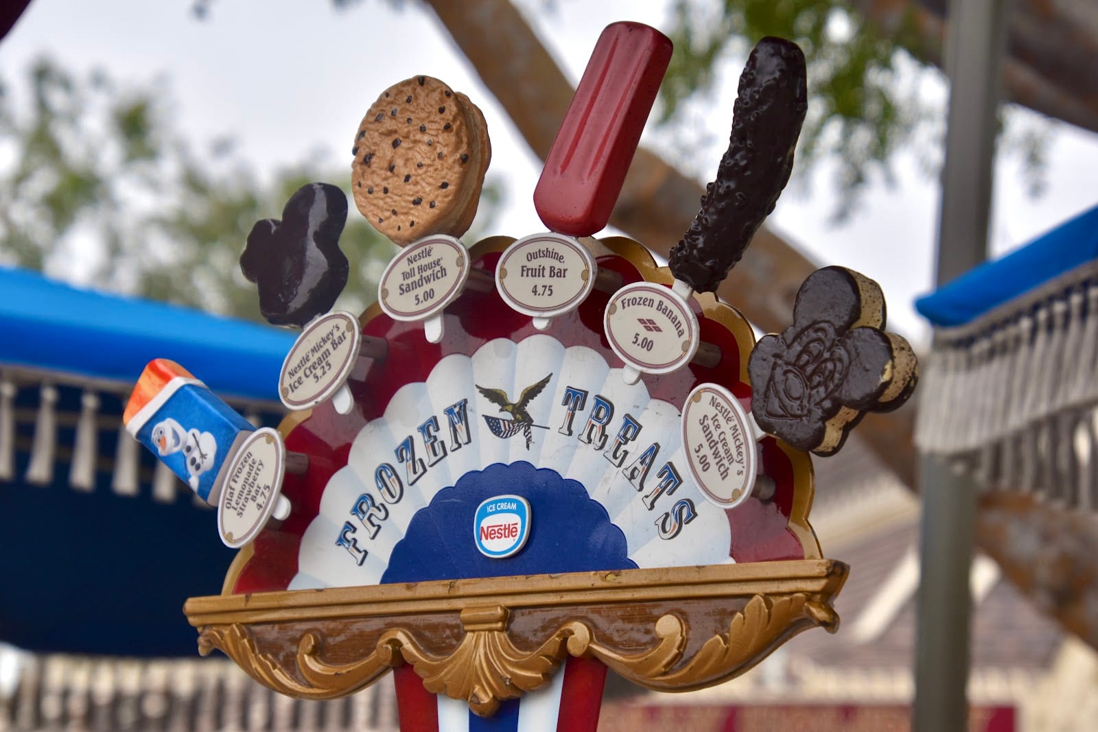 Main Street Ice Cream Cart