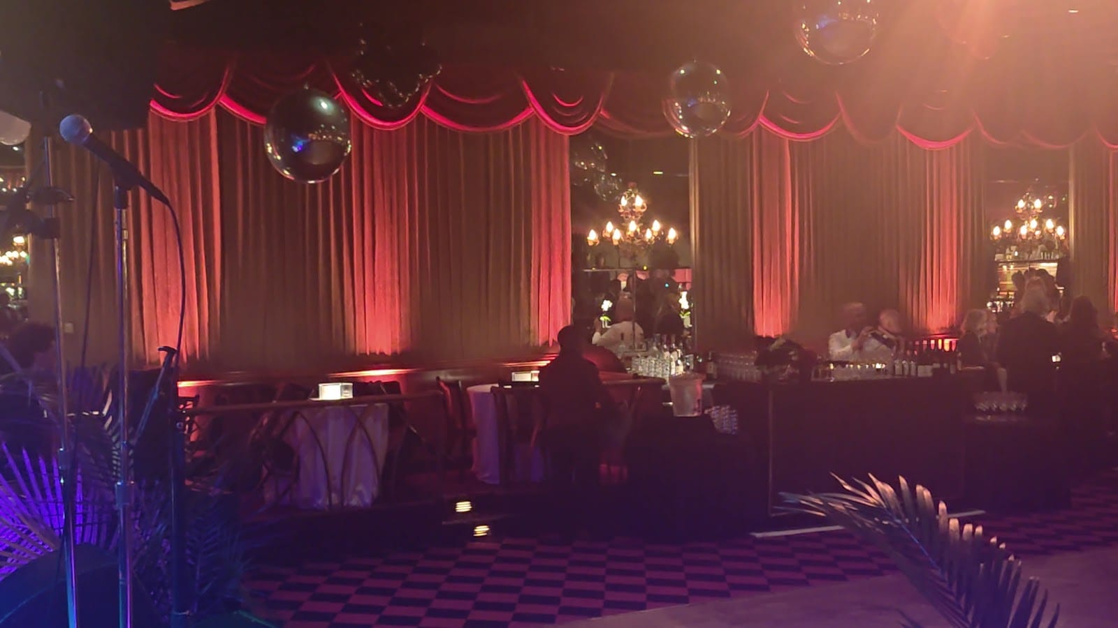 Bimbo's 365 Club, photo 2