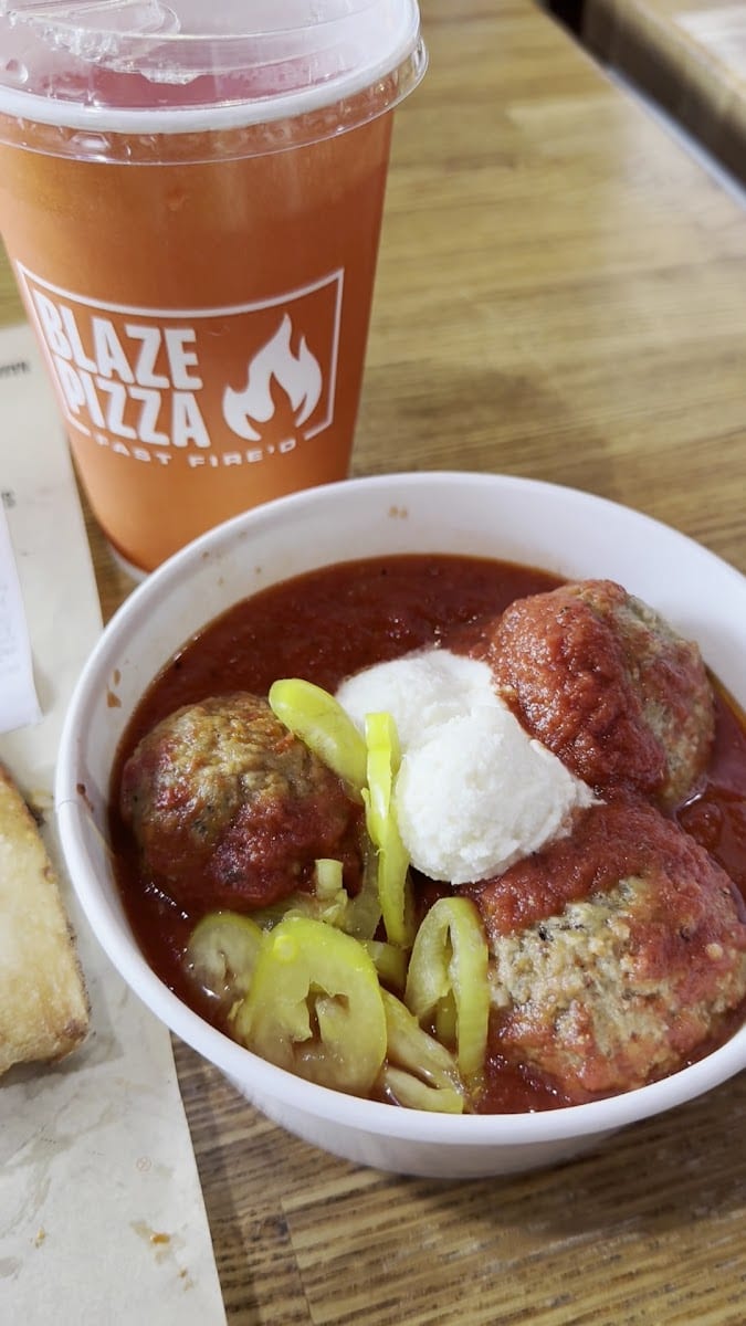 Blaze Pizza, photo 2