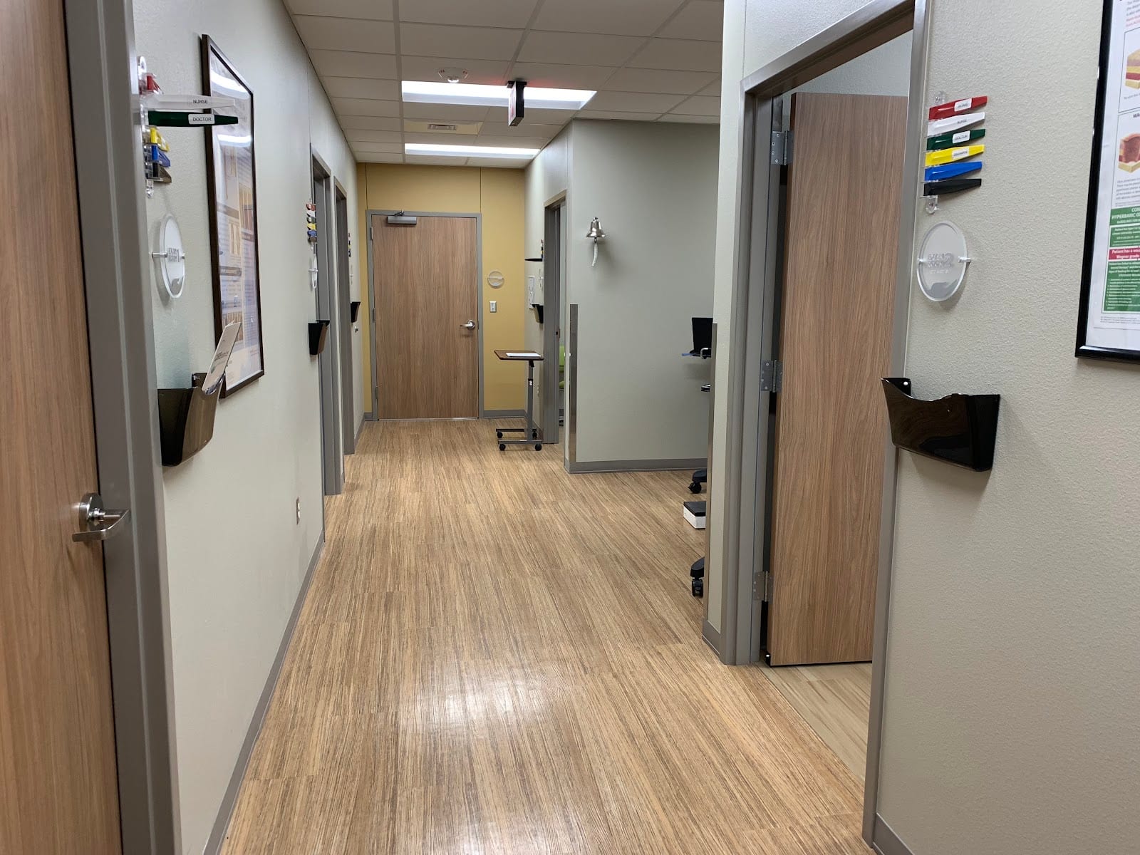 Carenomics Wound Care Unit- Jesus Hidalgo, MD, photo 2