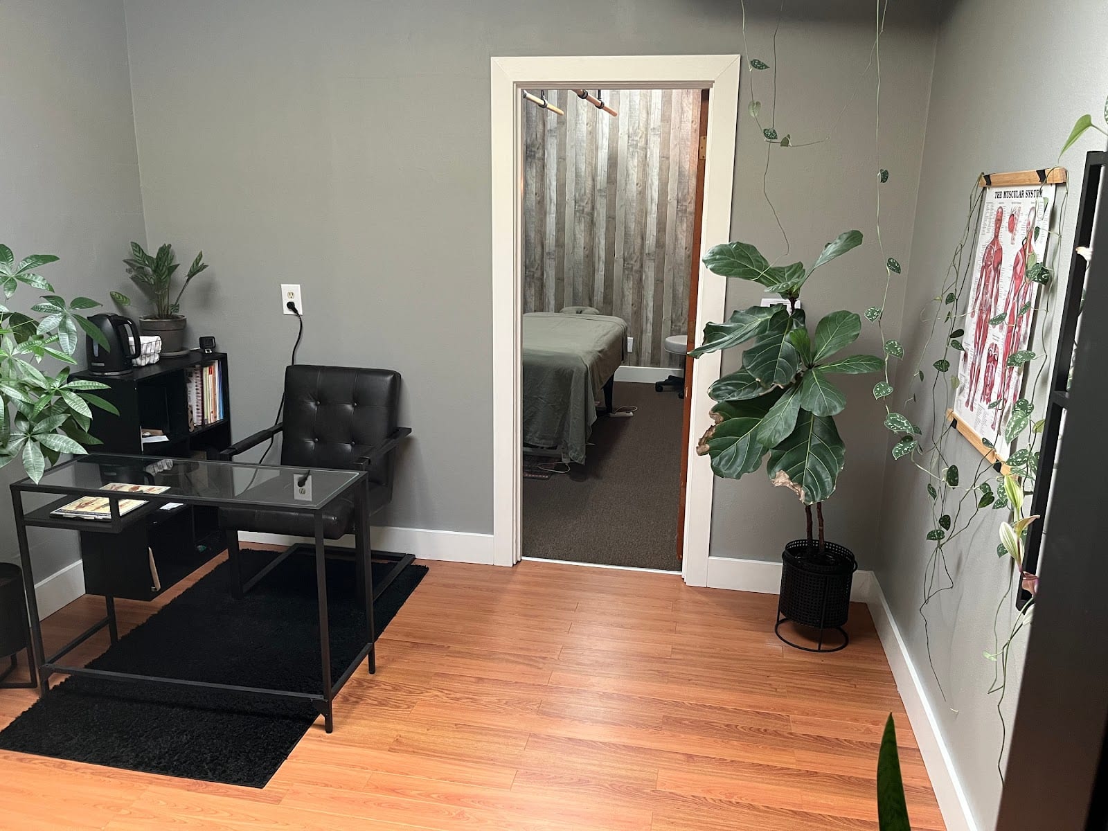 Travis Fowler Massage Therapy