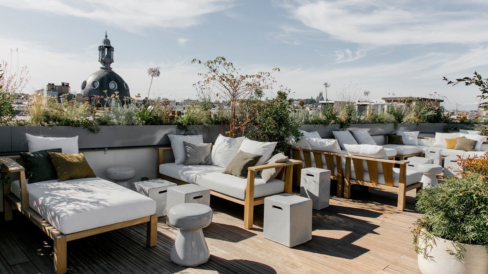 Rooftop National, photo 2