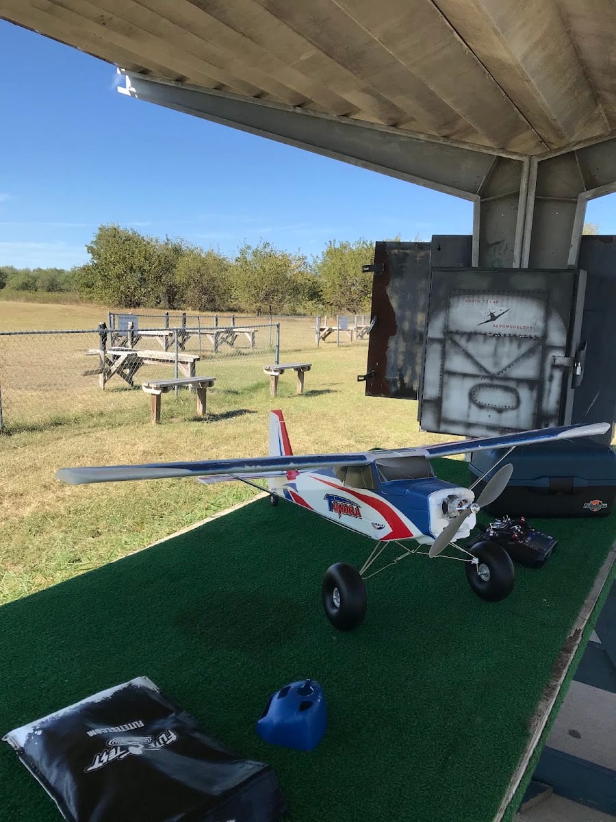 RC Airfield & Wildflower Trail, photo 2