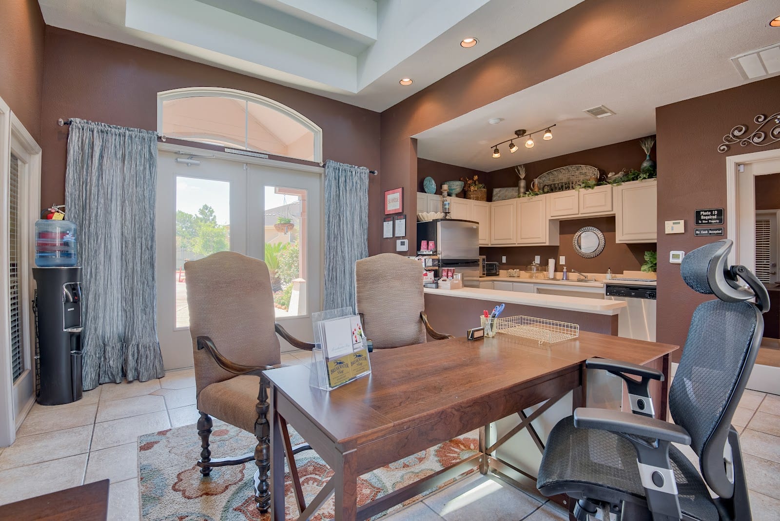 Breakwater Bay Apartments, photo 4
