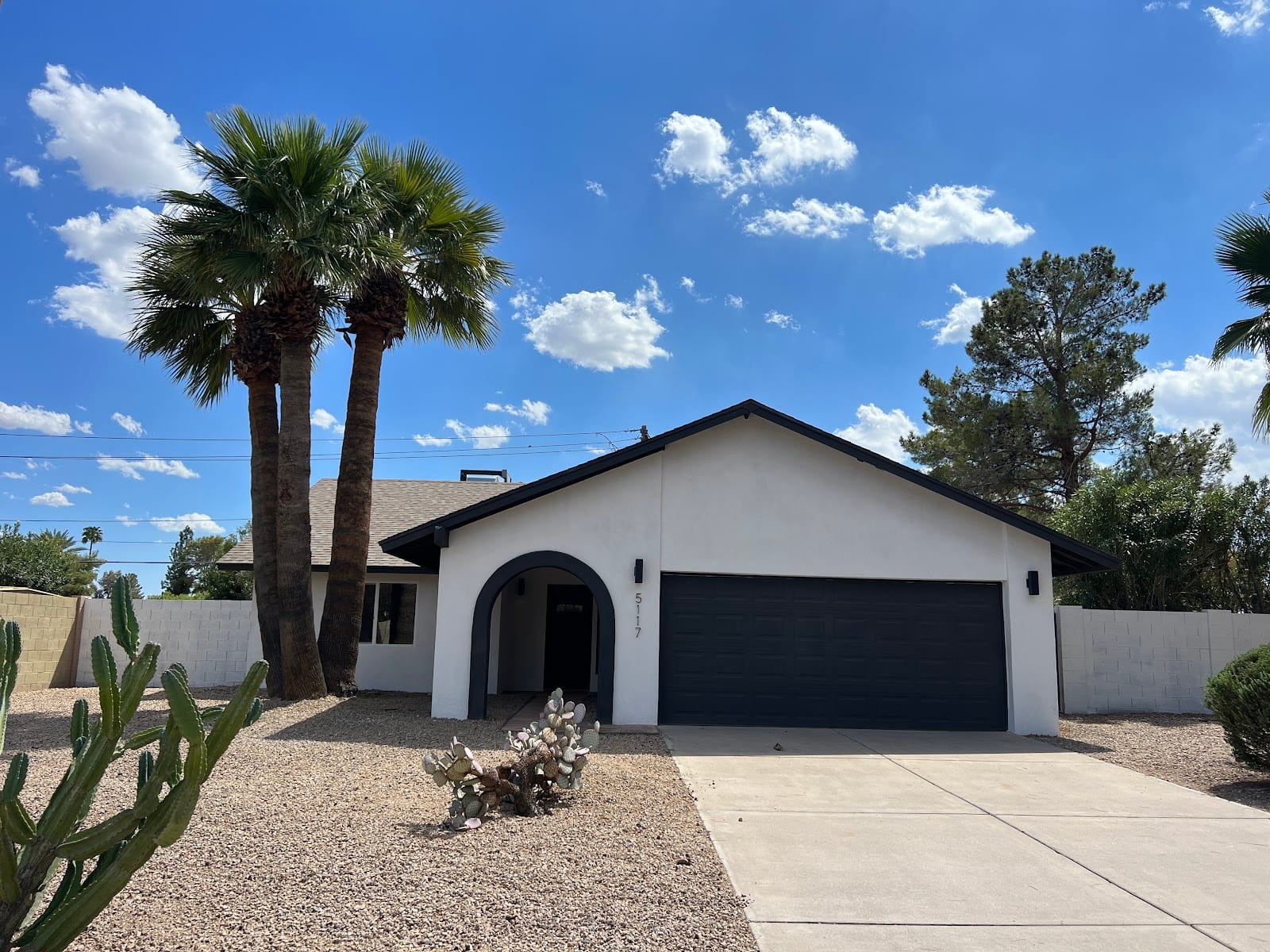 Realtor “Johnny Arizona” Johnny Pryor, photo 4