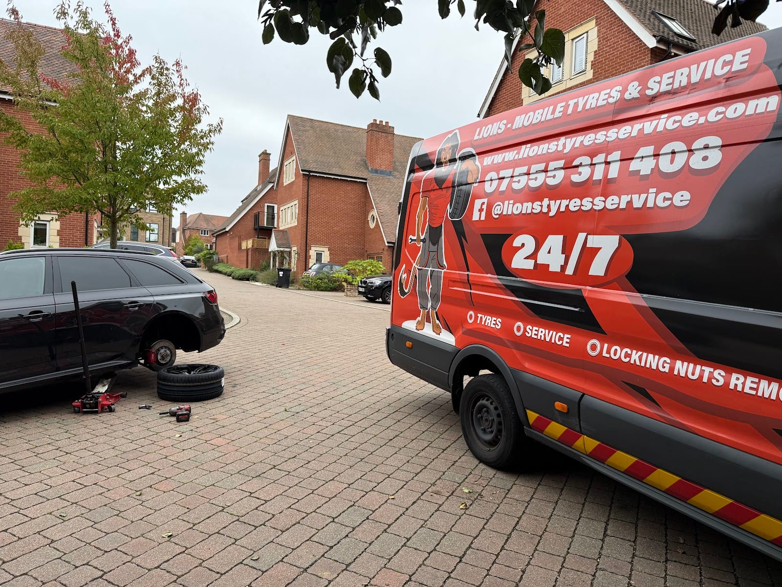 Lions Mobile Tyres Fitting ST Albans, photo 2