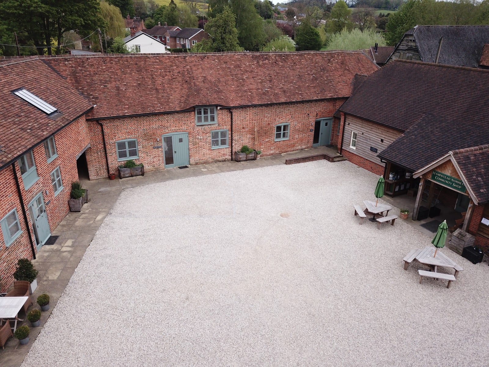 The Swan at Compton, photo 4