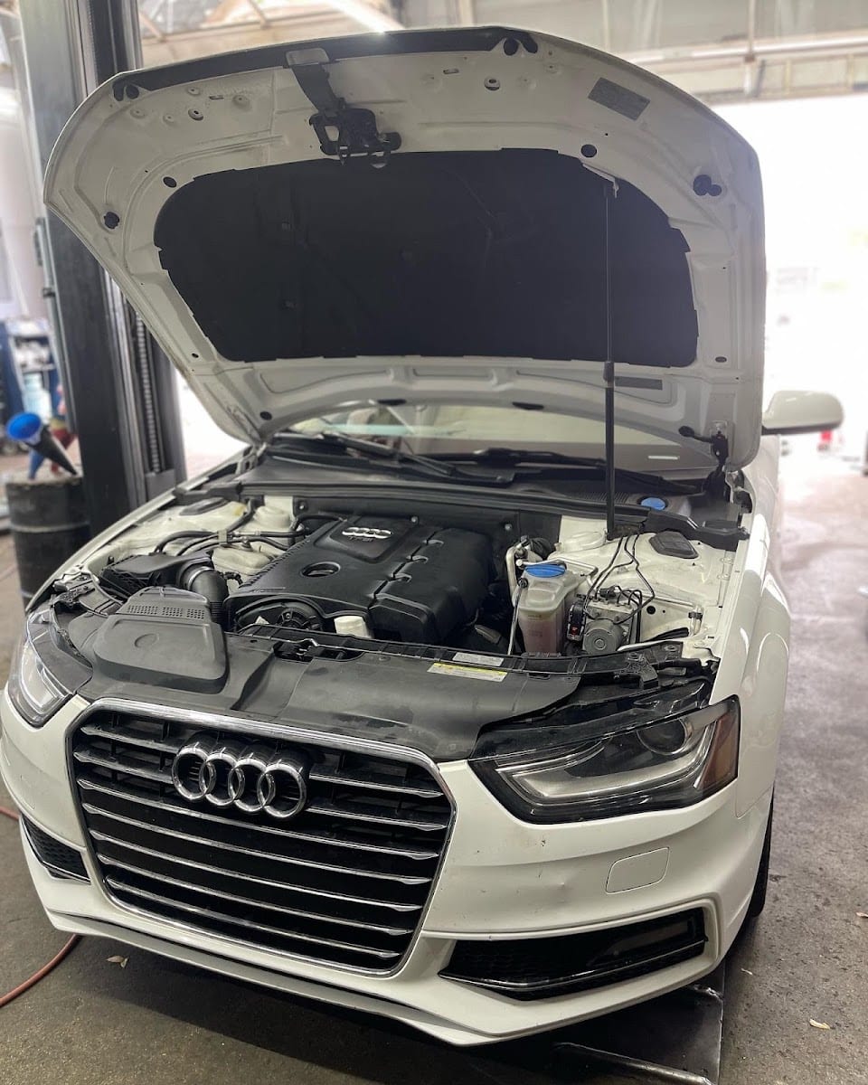 Ultimate Auto Works, photo 3