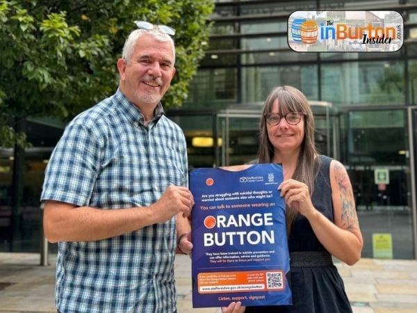 🟠A little orange button with an important job