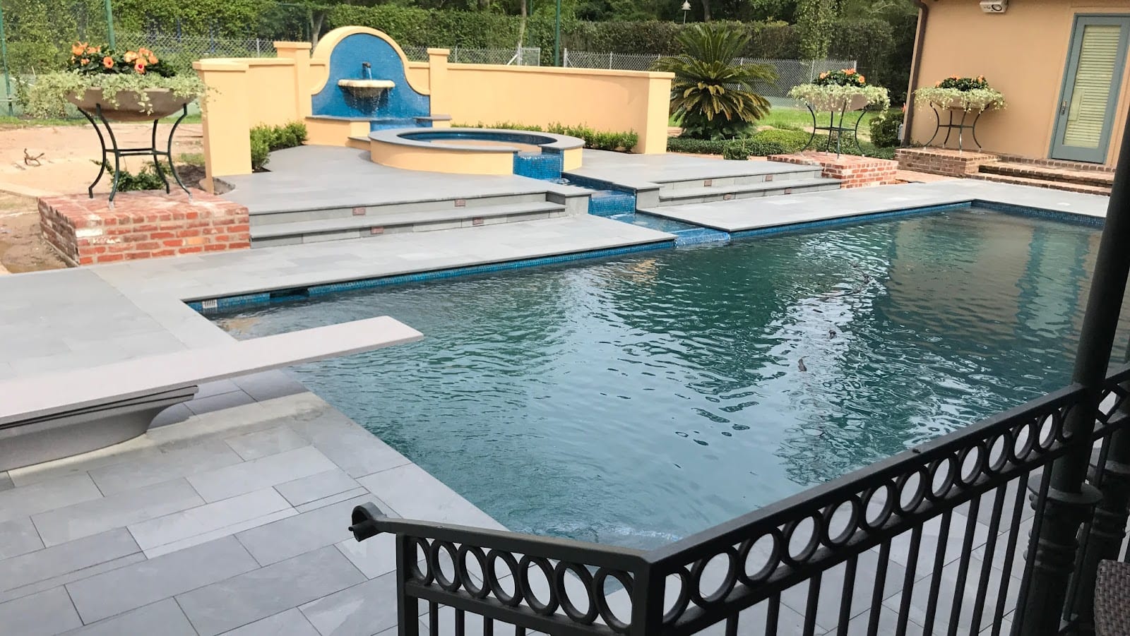 Bob's Pool Company, photo 2