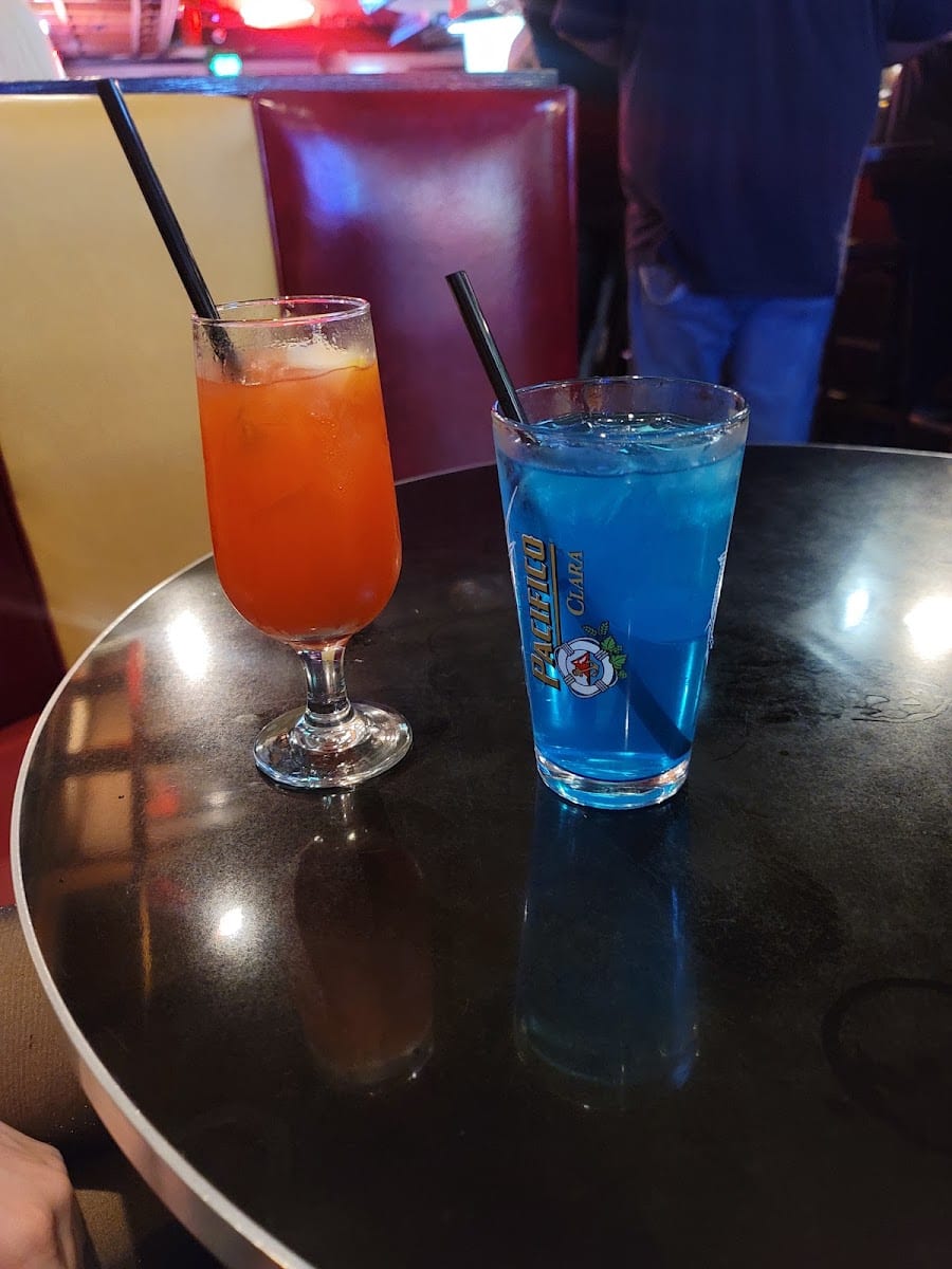 Cheers 2 U, photo 3