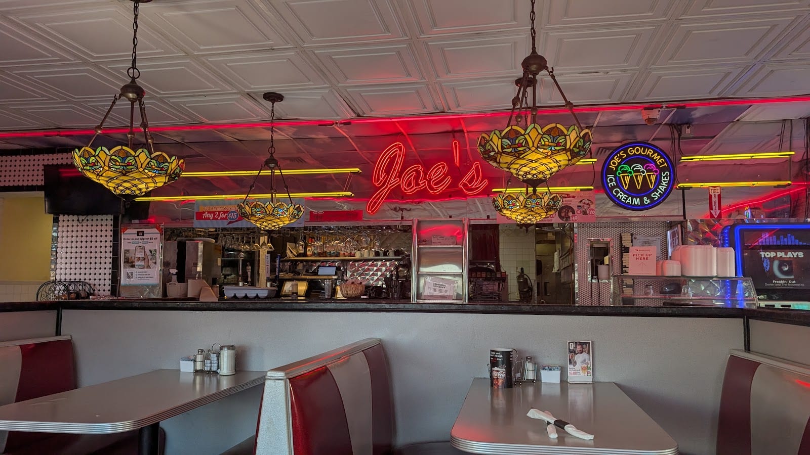 Joe's New York Diner