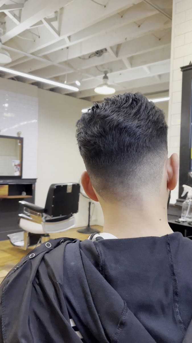 Garrison's Barbershop, photo 3