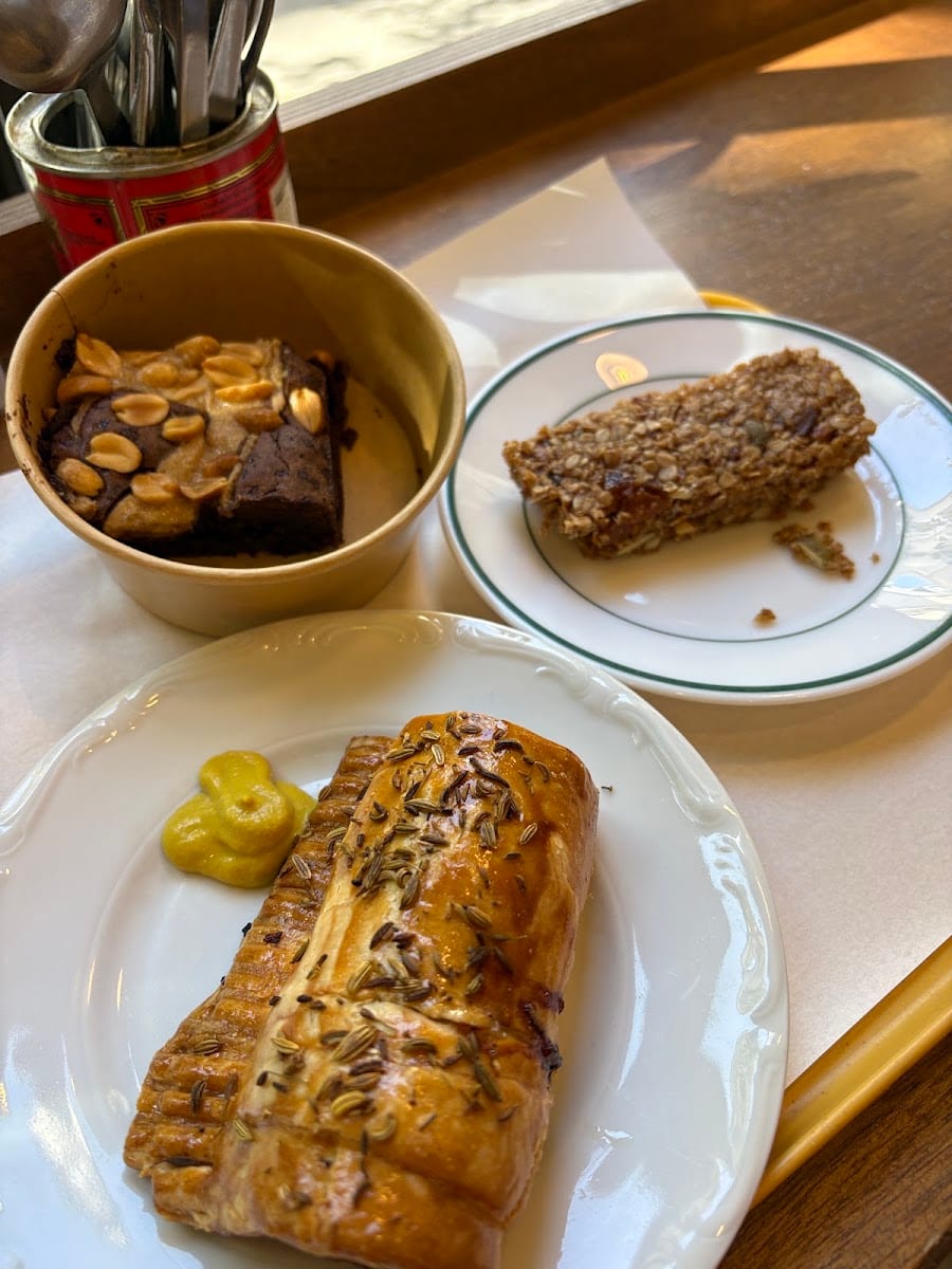Very French Beans | Café & British deli, photo 4