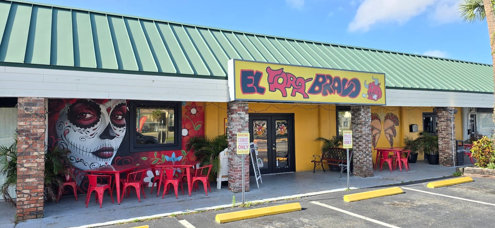 El Toro Bravo Restaurant