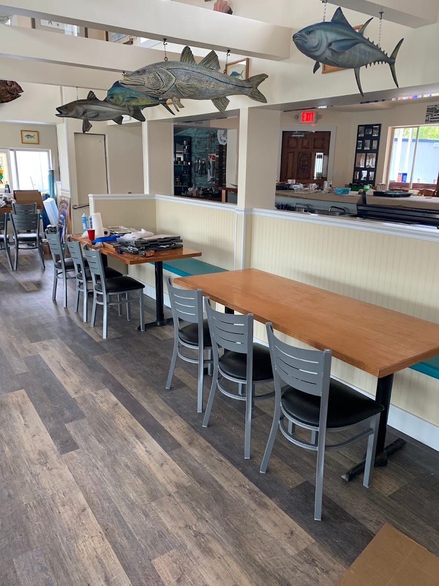 Pelican Alley Restaurant, photo 2