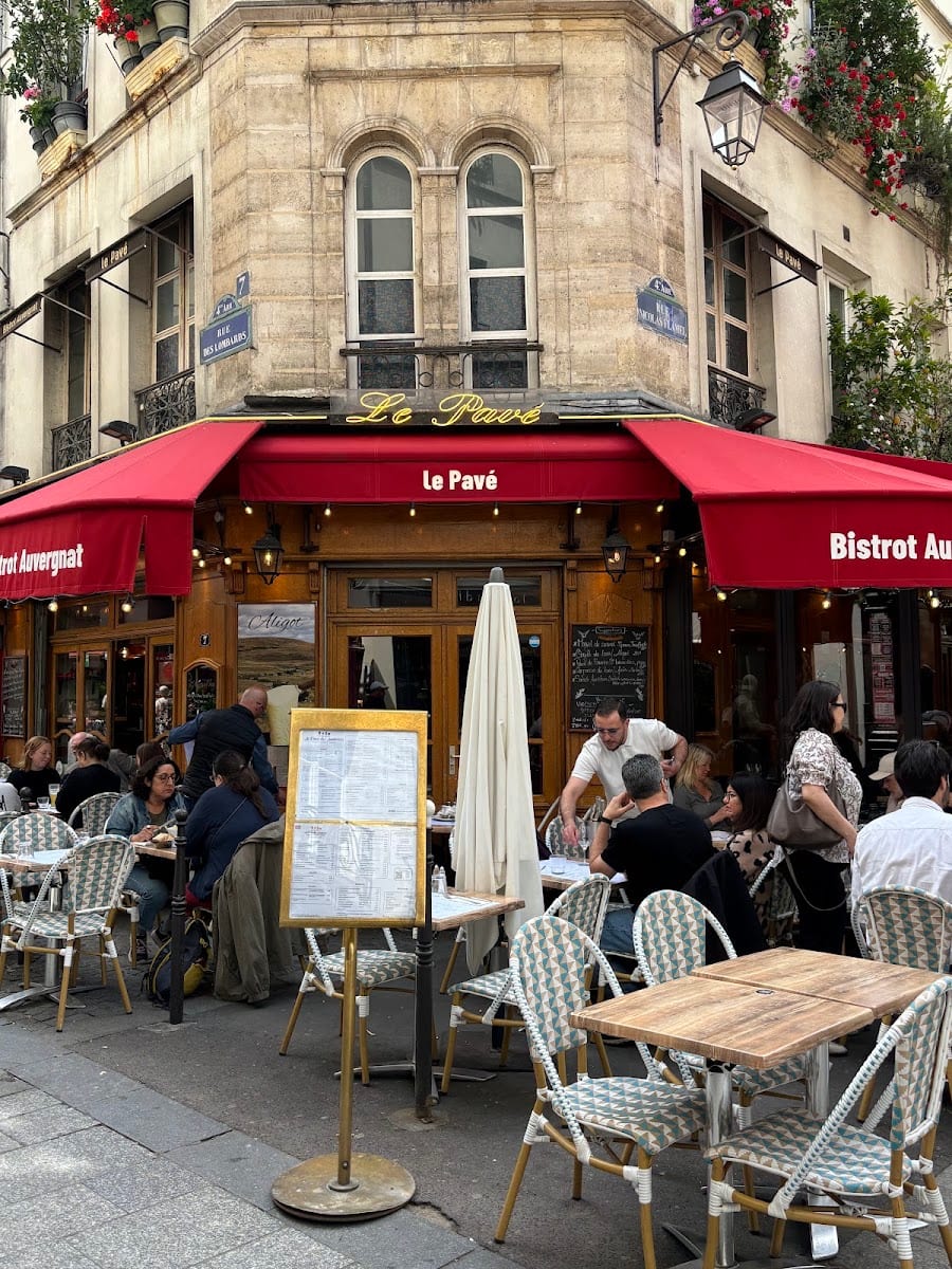 Le Pavé