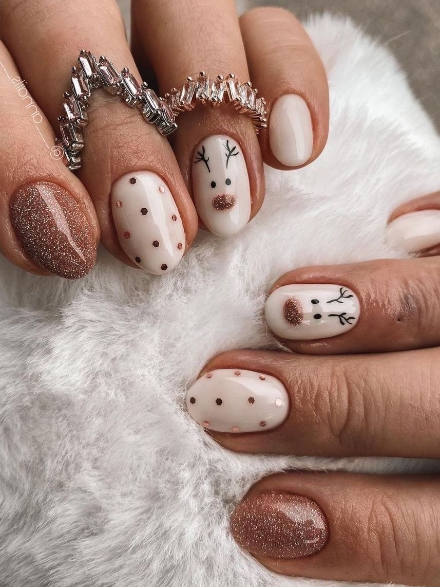 nail artist aty