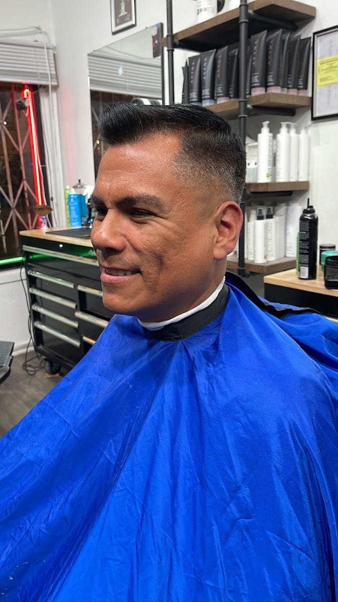 De Leon Barbershop, photo 3