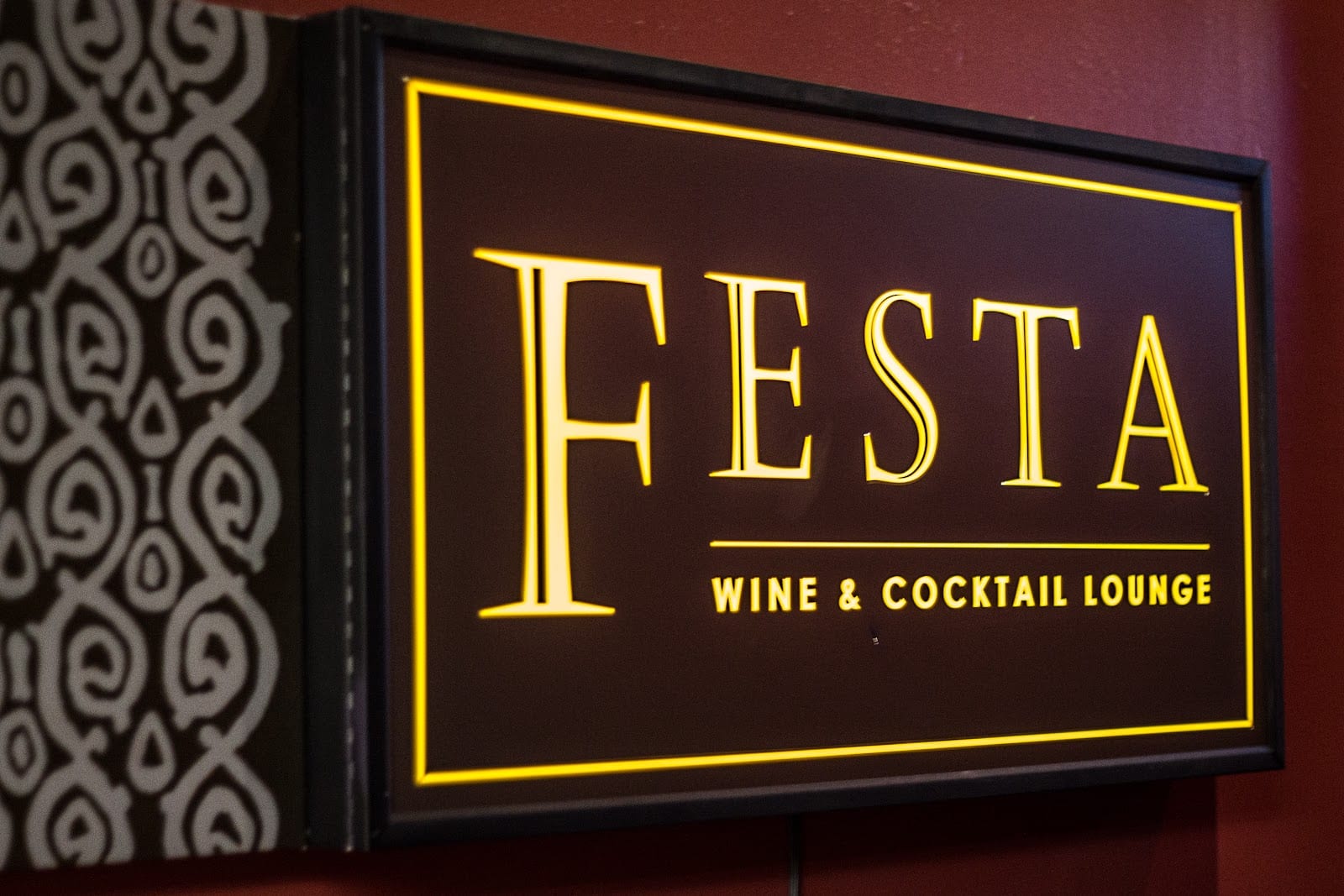 Festa Wine & Cocktail Lounge - Karaoke, photo 3
