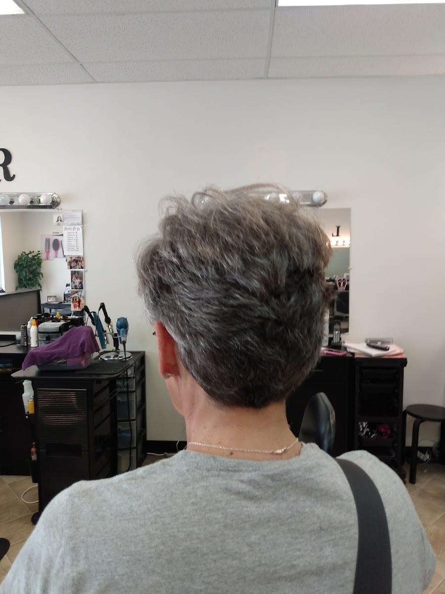 Hair It Is, photo 2