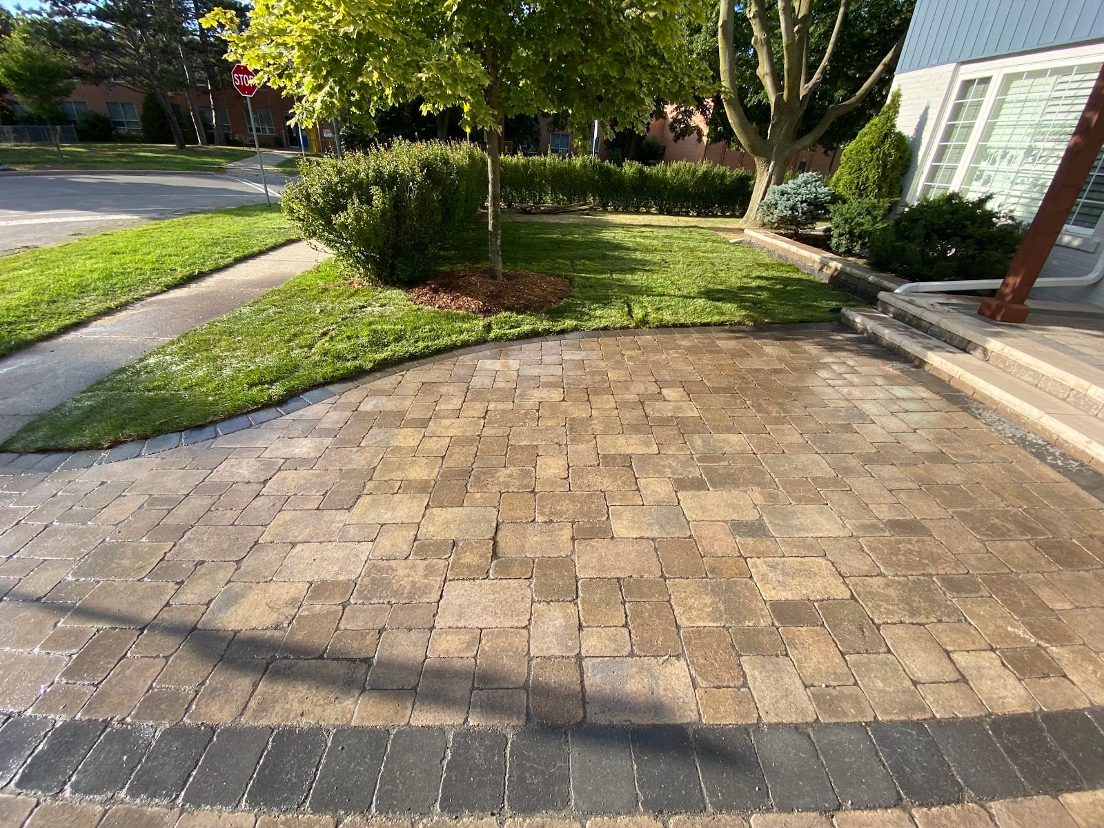 Ontario Quality Landscaping, photo 2