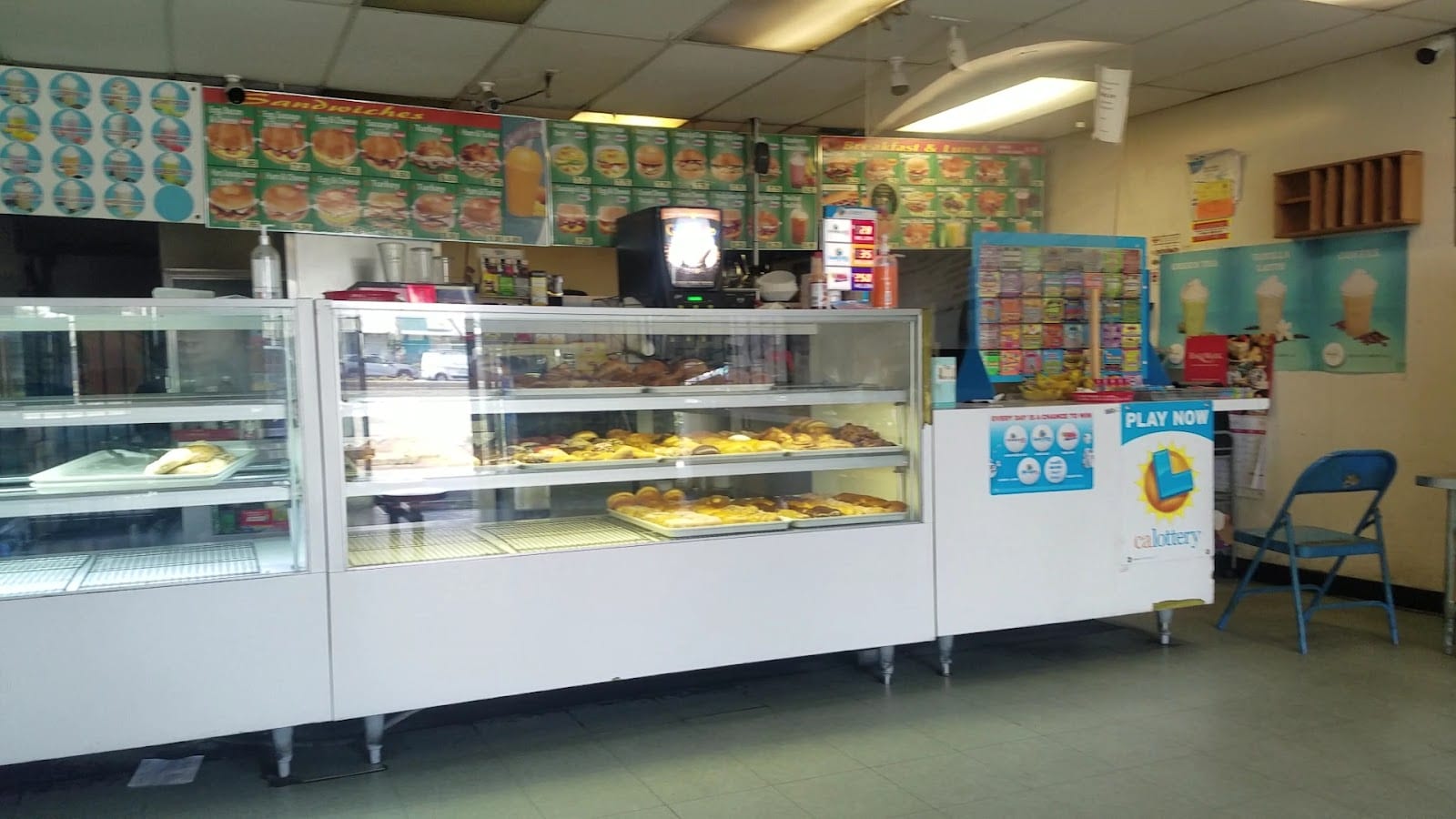 Michaels Donuts, photo 2