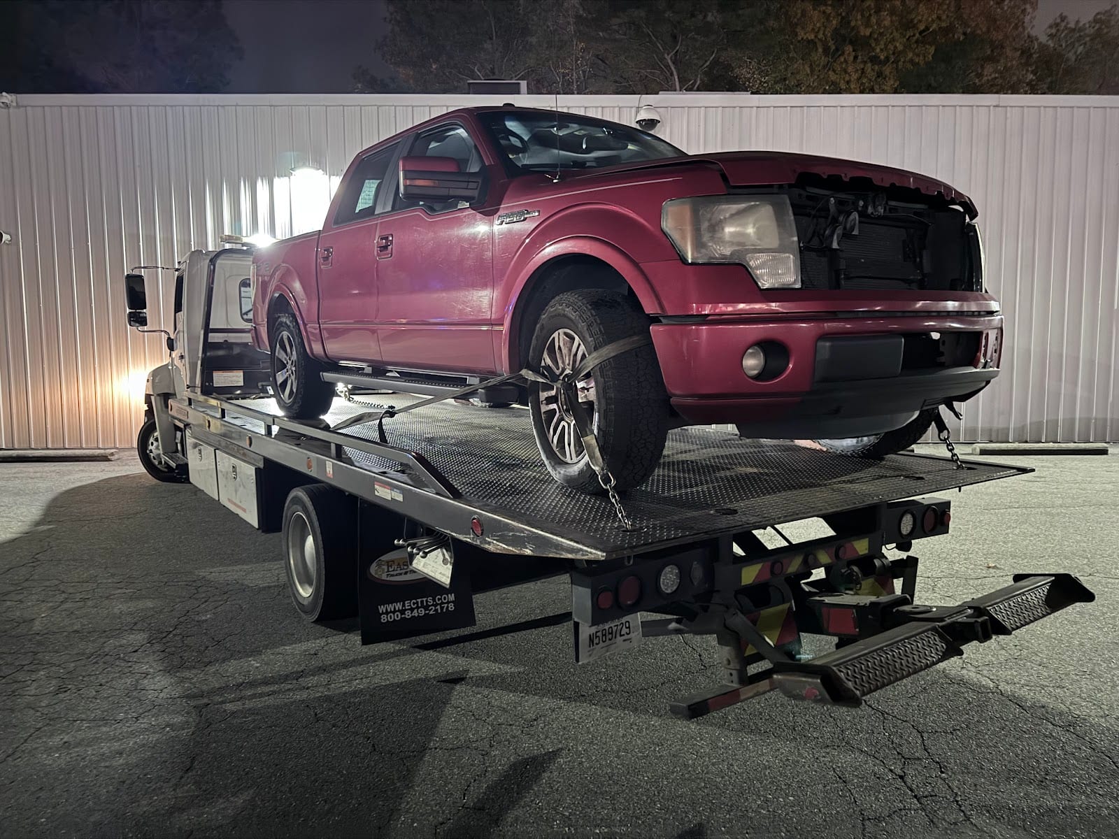 It's Goin Towing, photo 3