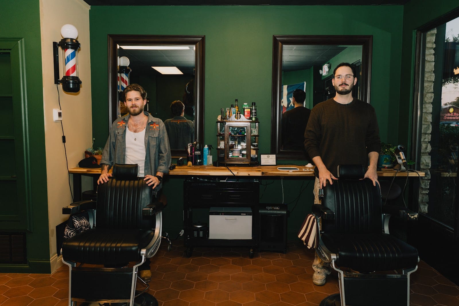 Tellers Barbershop, photo 2