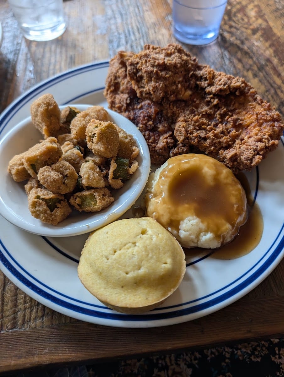 Mama's On Dauphin | Southern