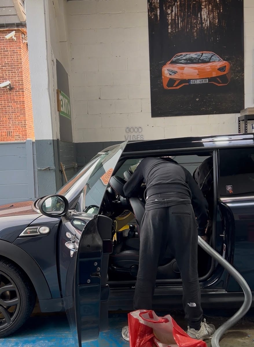 Colney Handcarwash