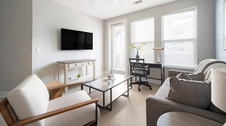 Landing | Modern 2BD, Courtyard, Gym