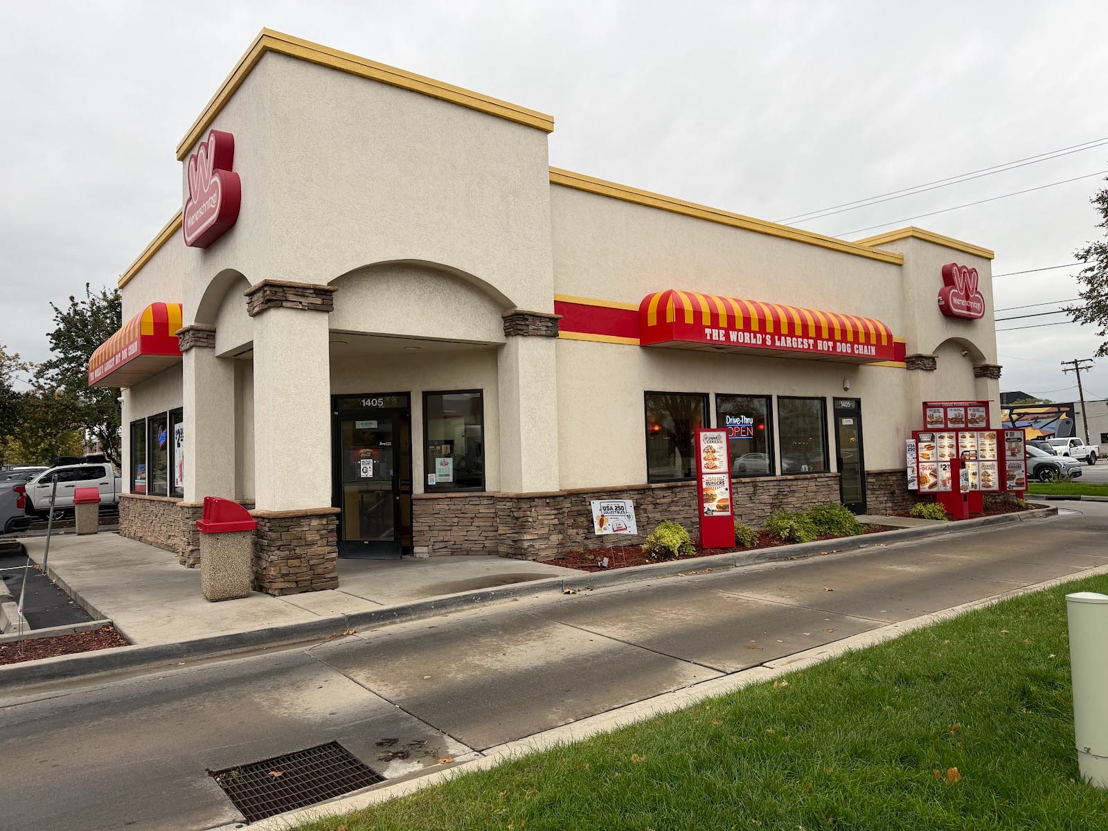 Wienerschnitzel, photo 2