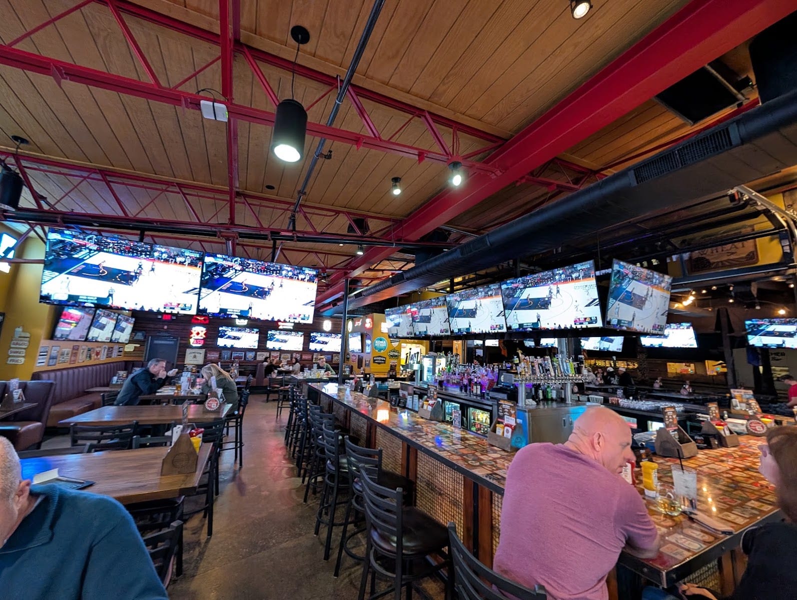 Cold Beers & Cheeseburgers, photo 4