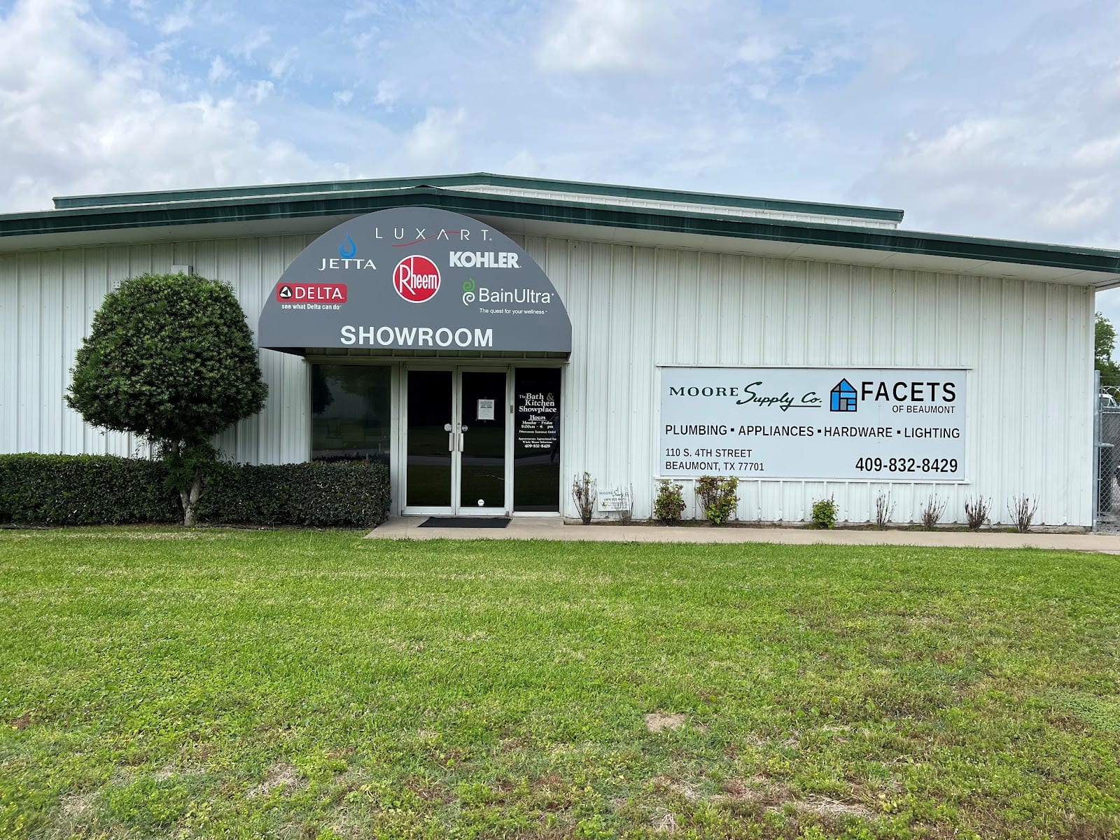 Moore Supply Company/Facets of Beaumont, photo 2