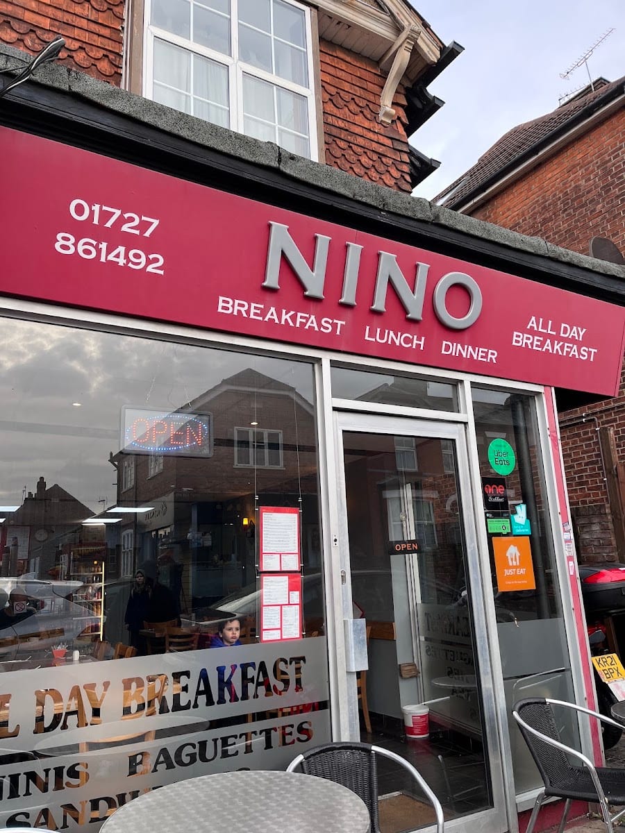 Nino cafe