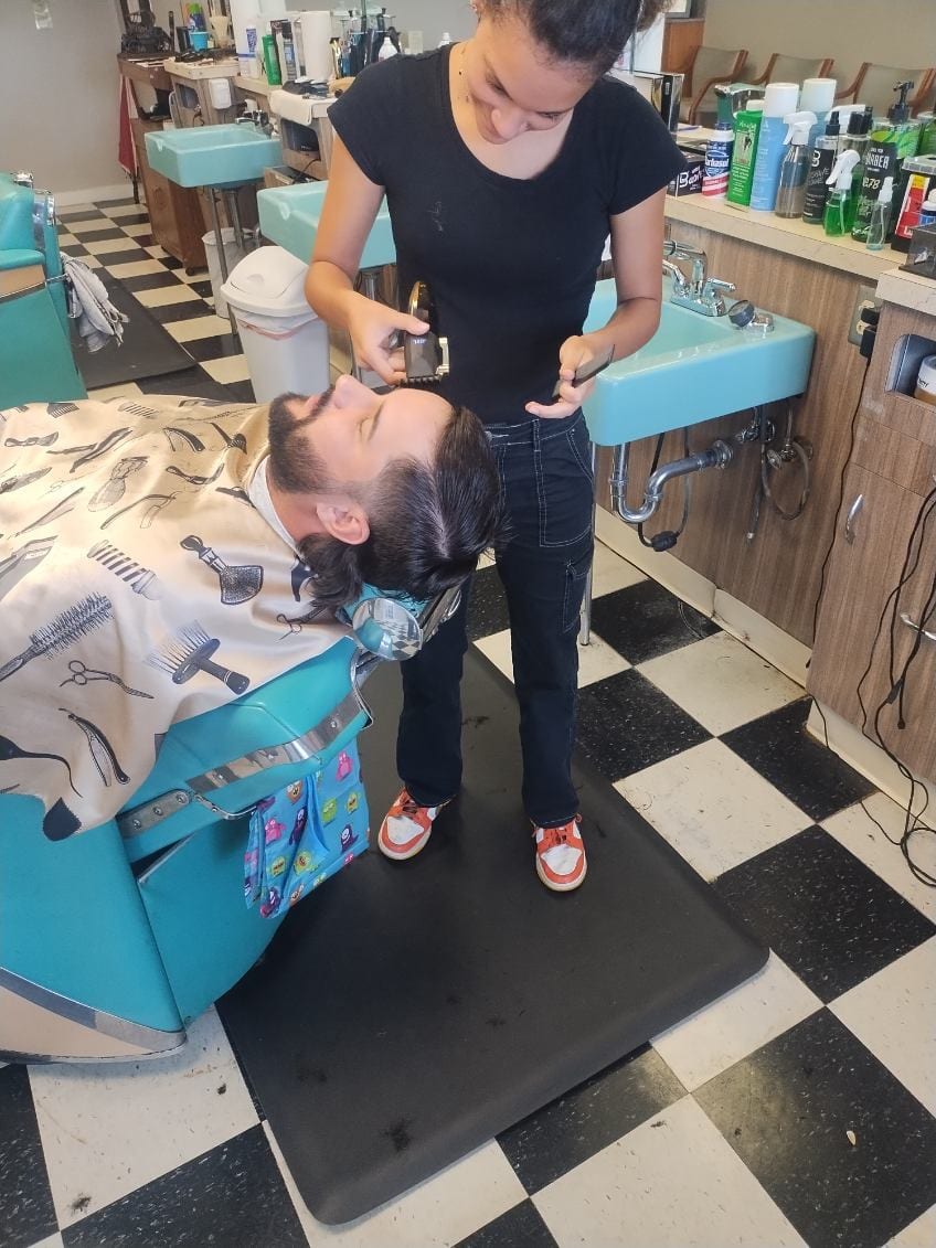 Manvel Barber Shop, photo 3