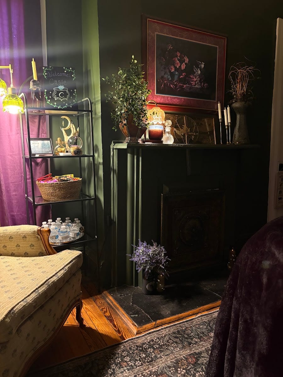 The Glow Coven, photo 3